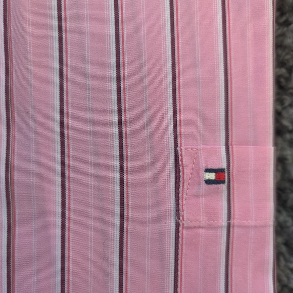 Tommy hilfiger striped pink dress shirt - Picture 2 of 5